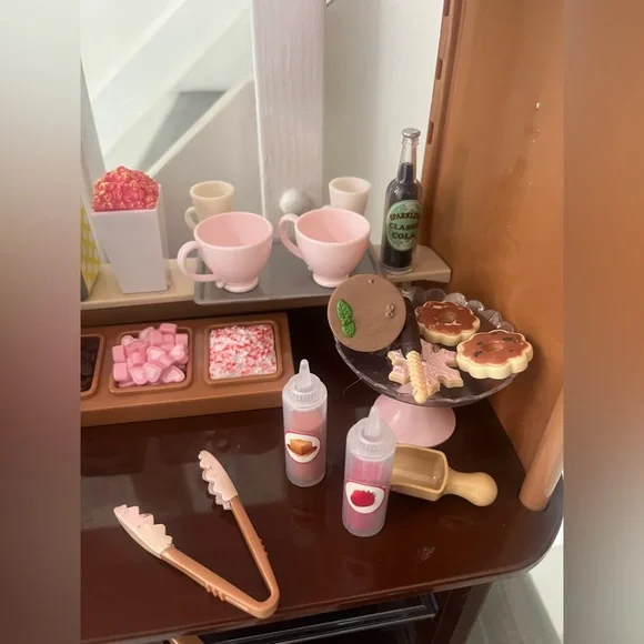 Our Generation Doll CHOCOTASTIC HOT CHOCOLATE STAND with Accessories - Picture 6 of 8